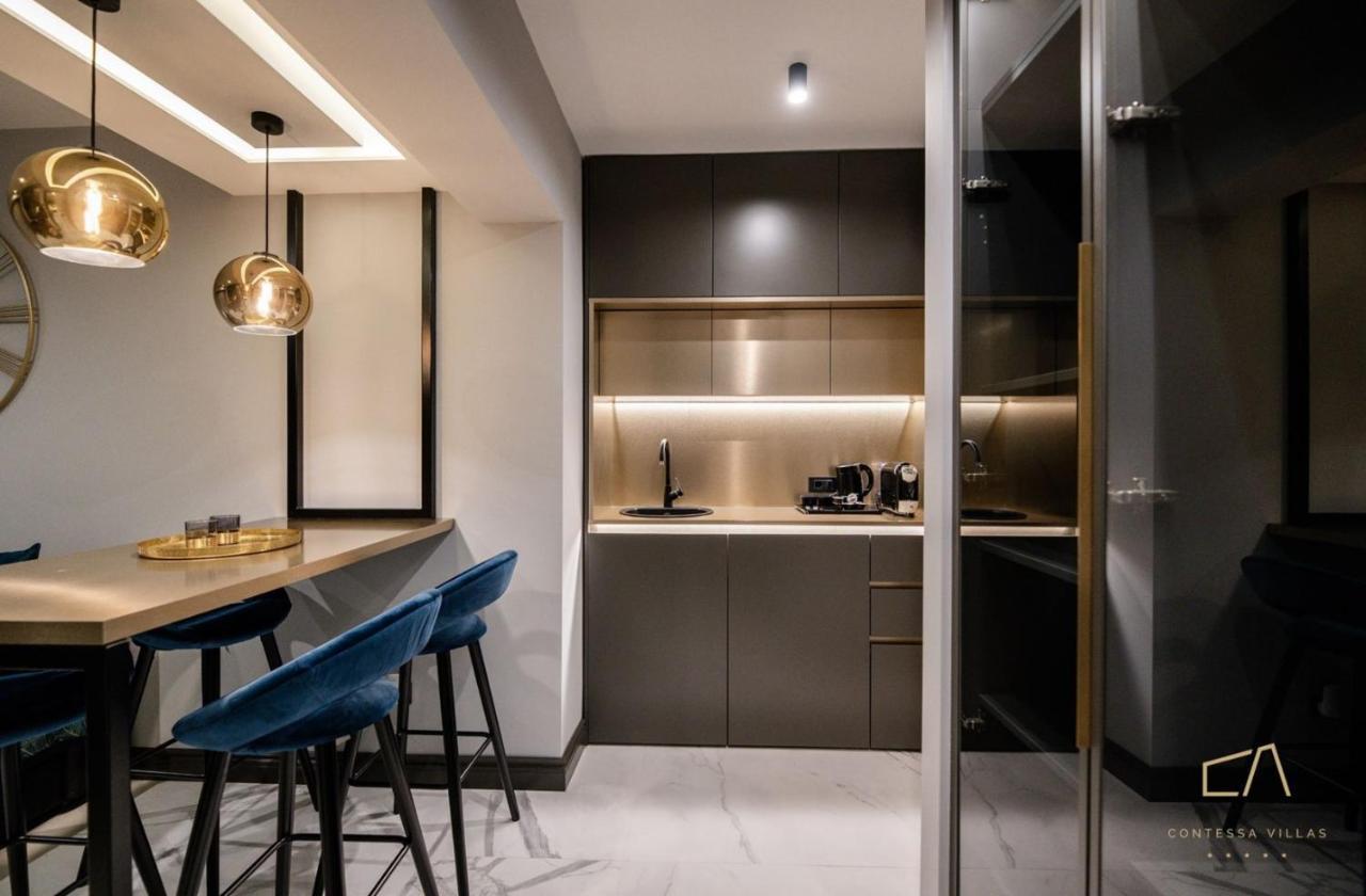 Luxury Apartments In Villa Curiera Malinska Rum bild